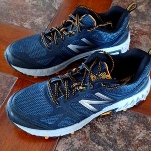 New Balance 412v3 trail running shoes